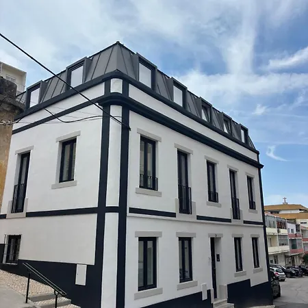 Casa Delinda ألمادا